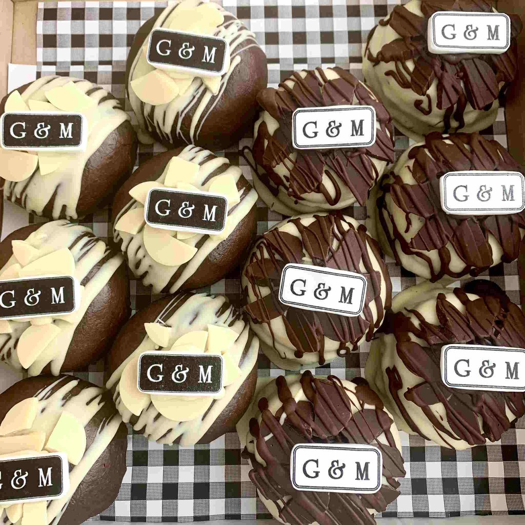 Monogrammed doughnuts wedding vegan gluten-free